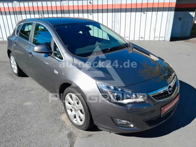 2011 Opel Astra