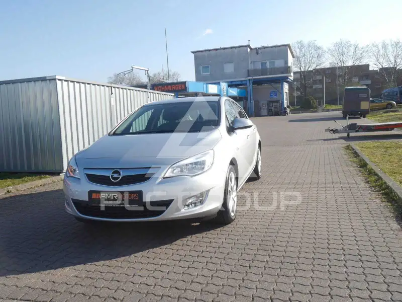 2011 Opel Astra