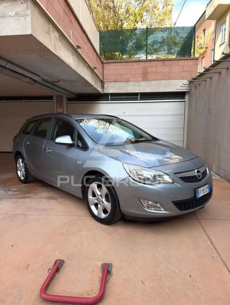 2011 Opel Astra