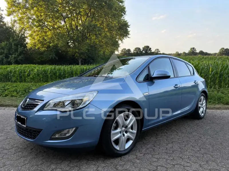 2011 Opel Astra