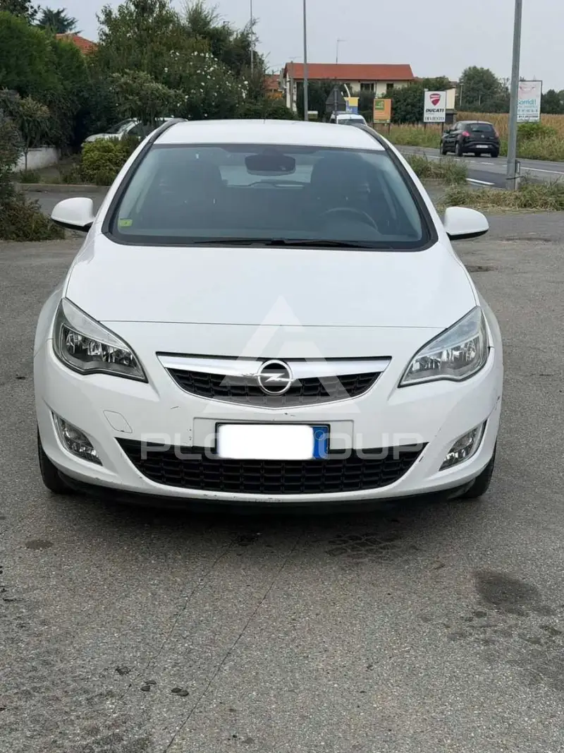 2011 Opel Astra