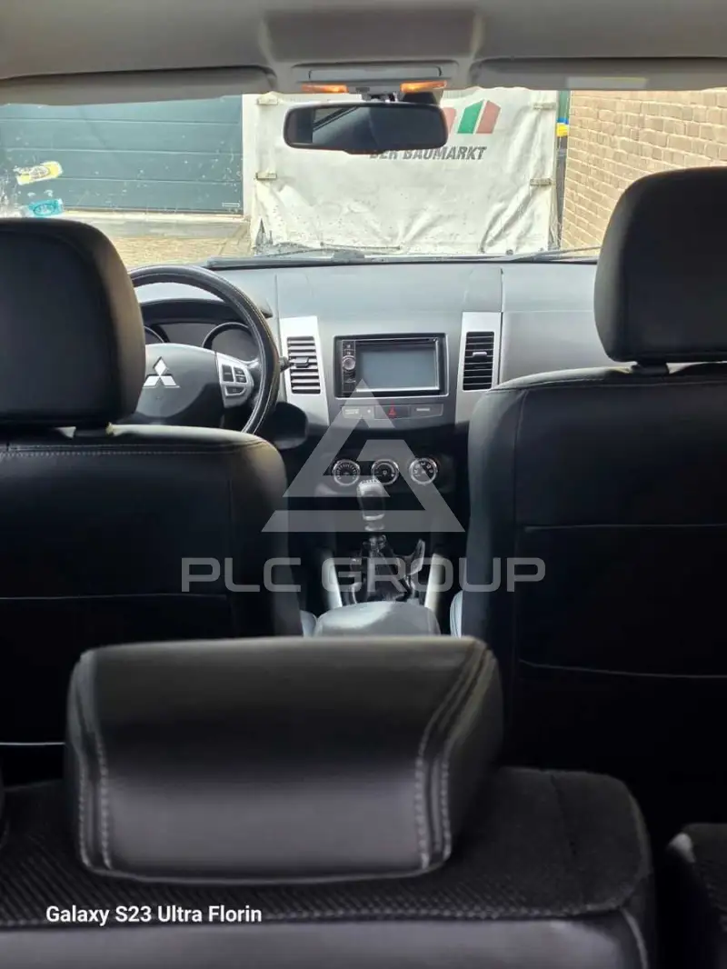 2012 Mitsubishi OUTLANDER