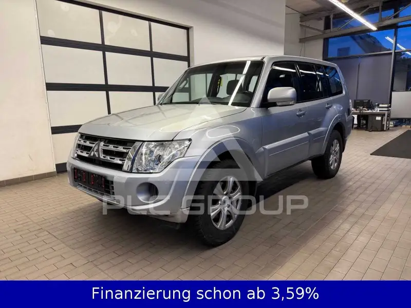 2012 Mitsubishi PAJARO