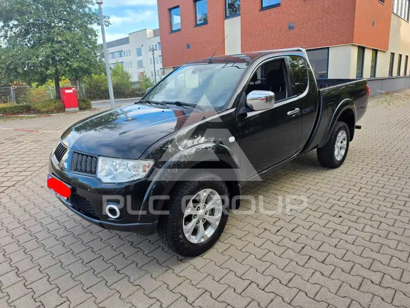 2012 Mitsubishi L200