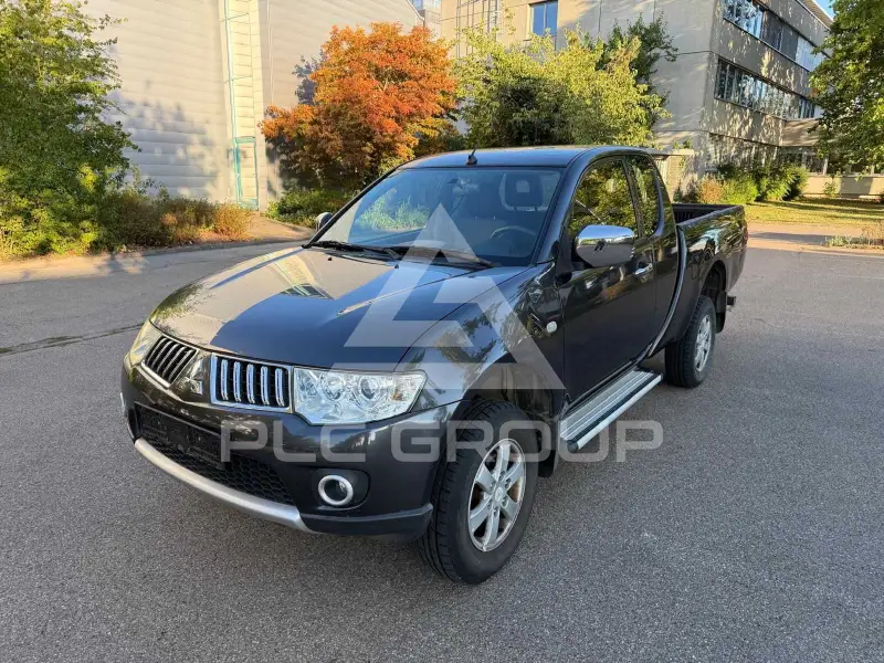 2012 Mitsubishi L200