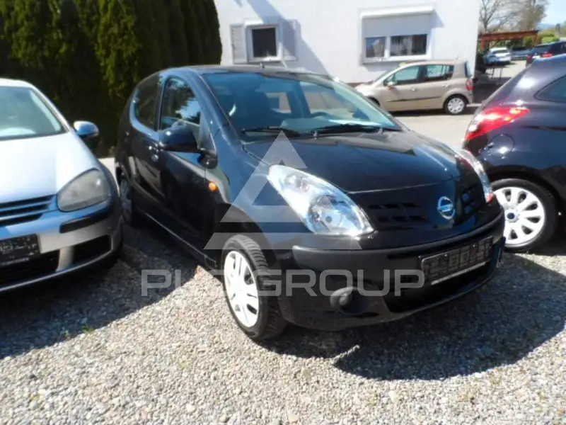 2012 Nissan Pixo