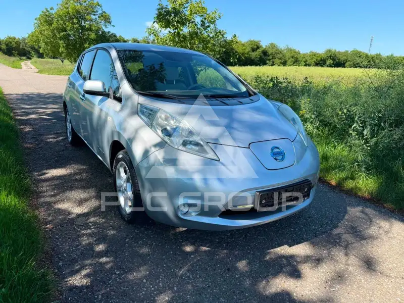 2012 Nissan LEAF