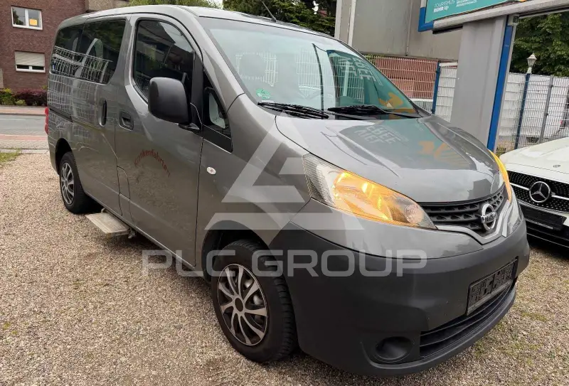 2012 Nissan NV 200