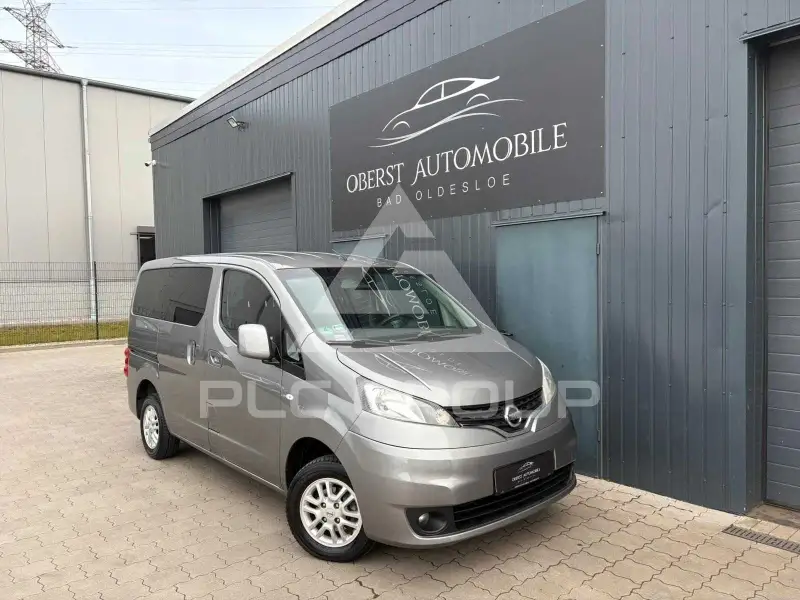 2012 Nissan NV 200
