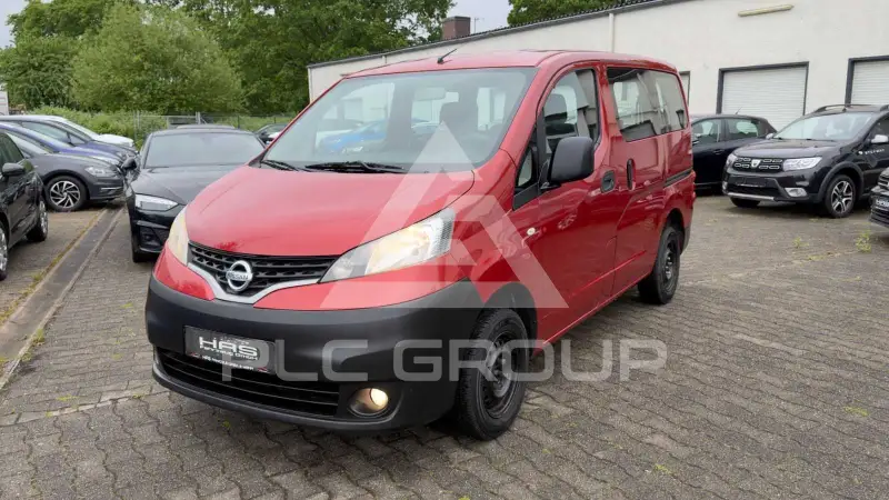 2012 Nissan NV 200