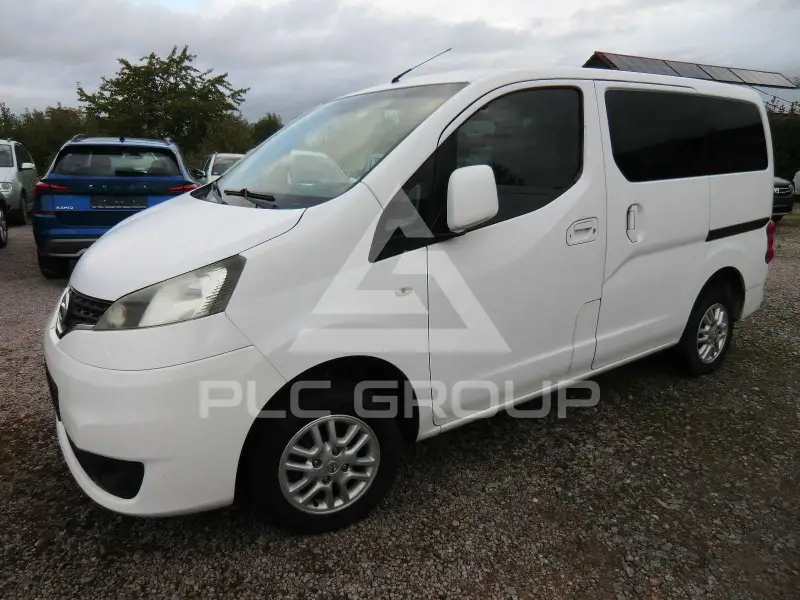2012 Nissan NV 200