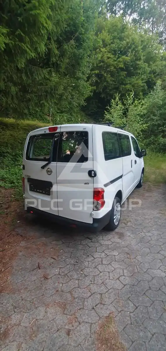 2012 Nissan NV 200