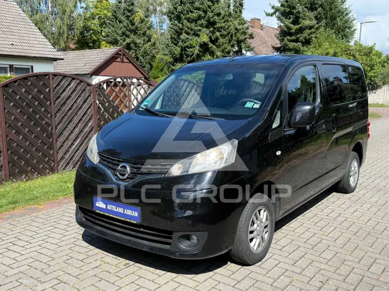 2012 Nissan NV 200