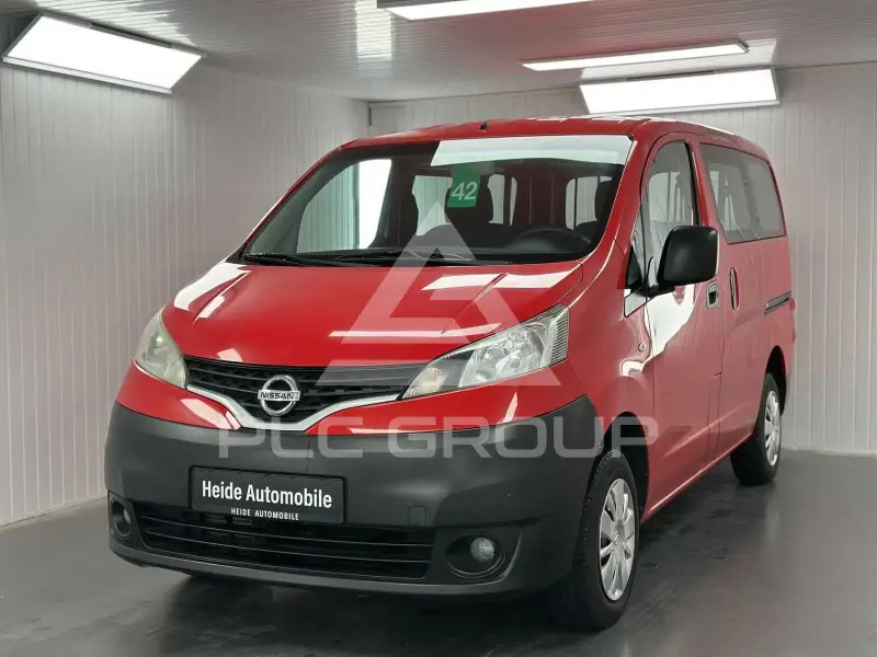 2012 Nissan NV 200