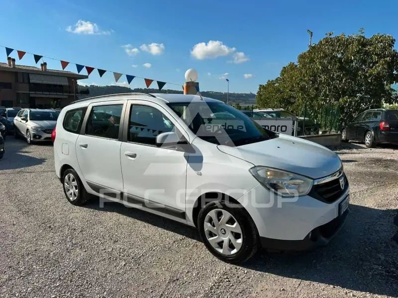 2012 Dacia Lodgy