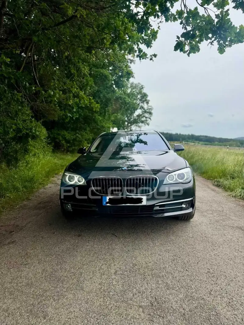 2012 BMW 740
