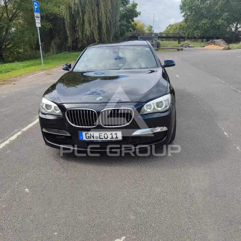 2012 BMW 740