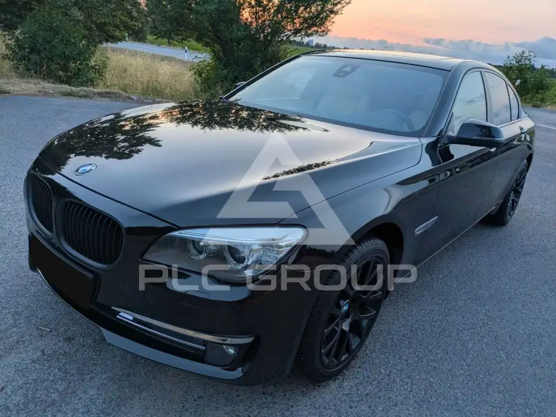 2012 BMW 750