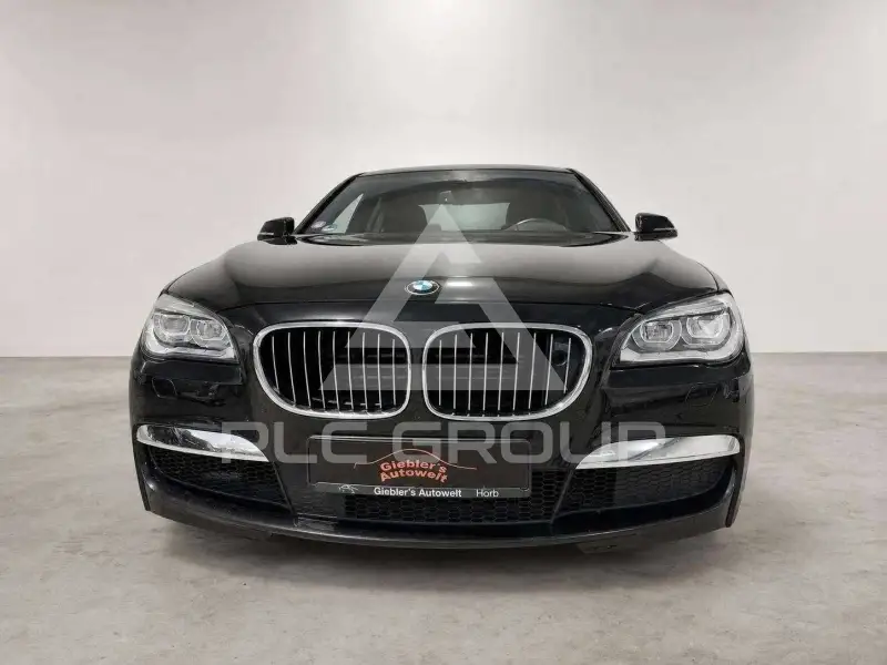 2012 BMW 750