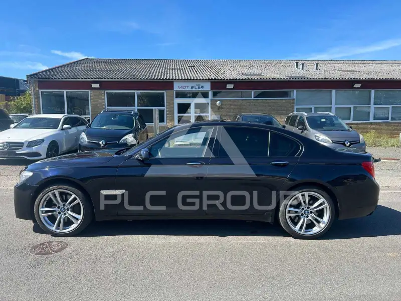 2012 BMW 760