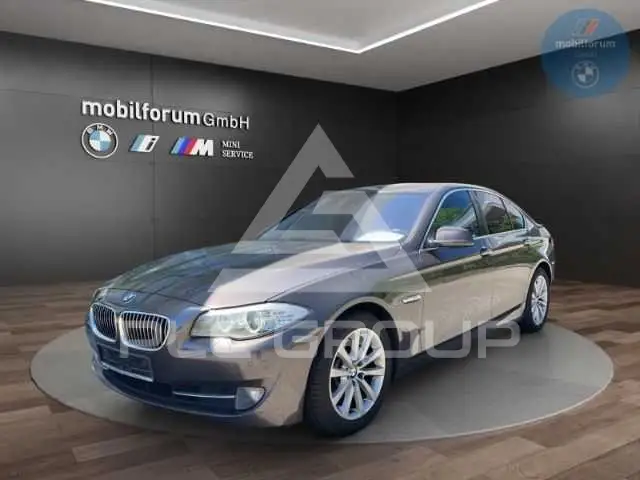 2012 BMW 530