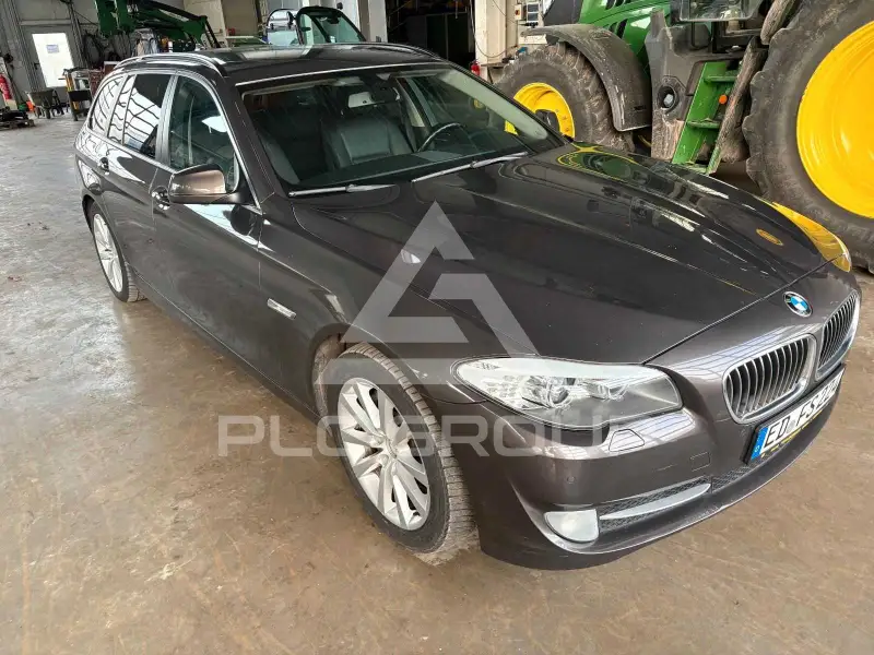 2012 BMW 530