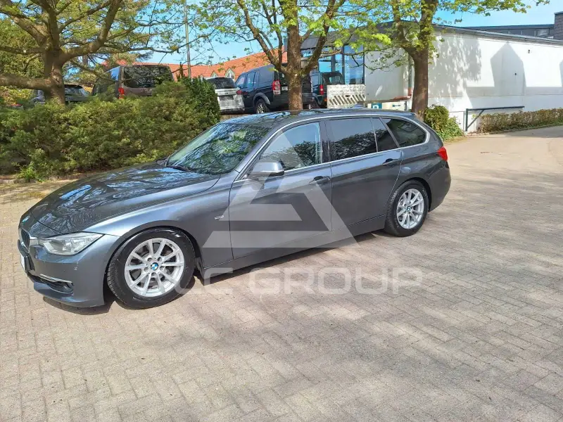 2012 BMW 320