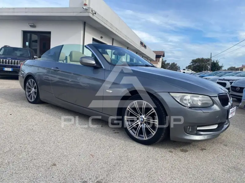 2012 BMW 320