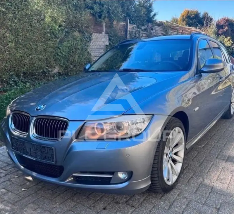 2012 BMW 320