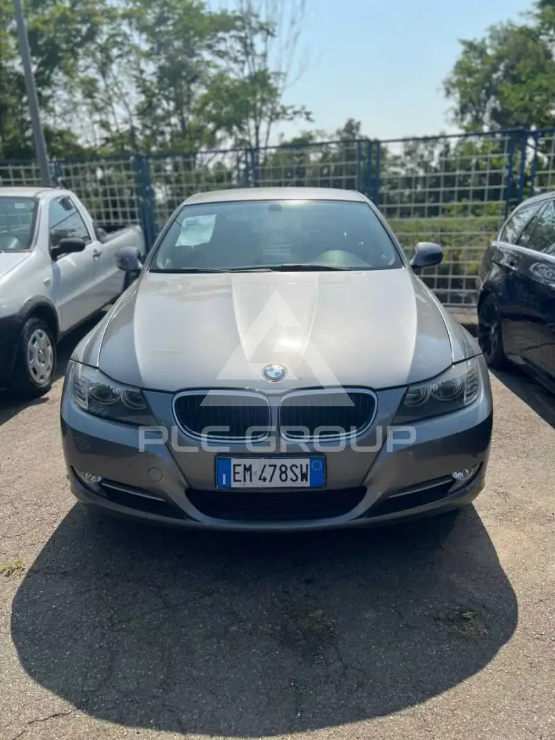 2012 BMW 320
