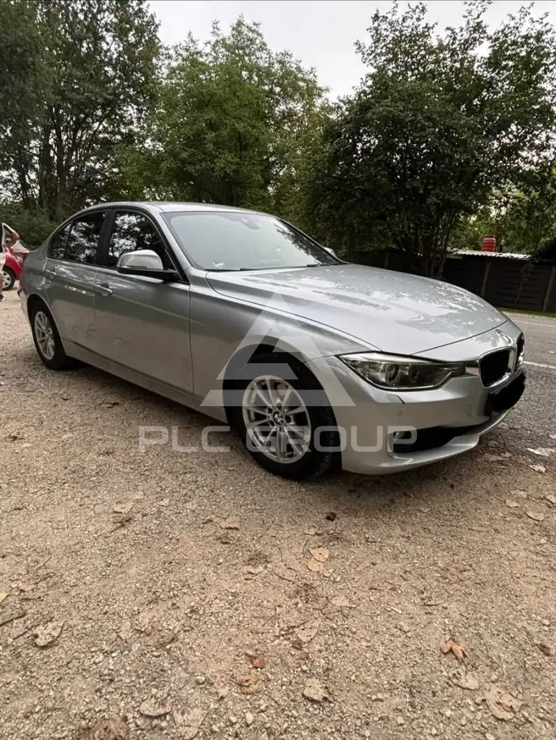 2012 BMW 320