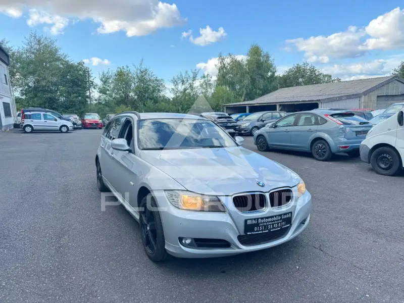 2012 BMW 320