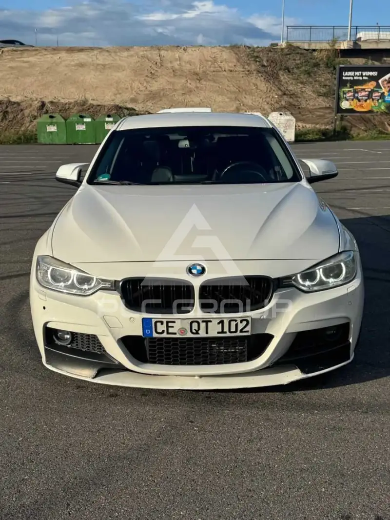 2012 BMW 320