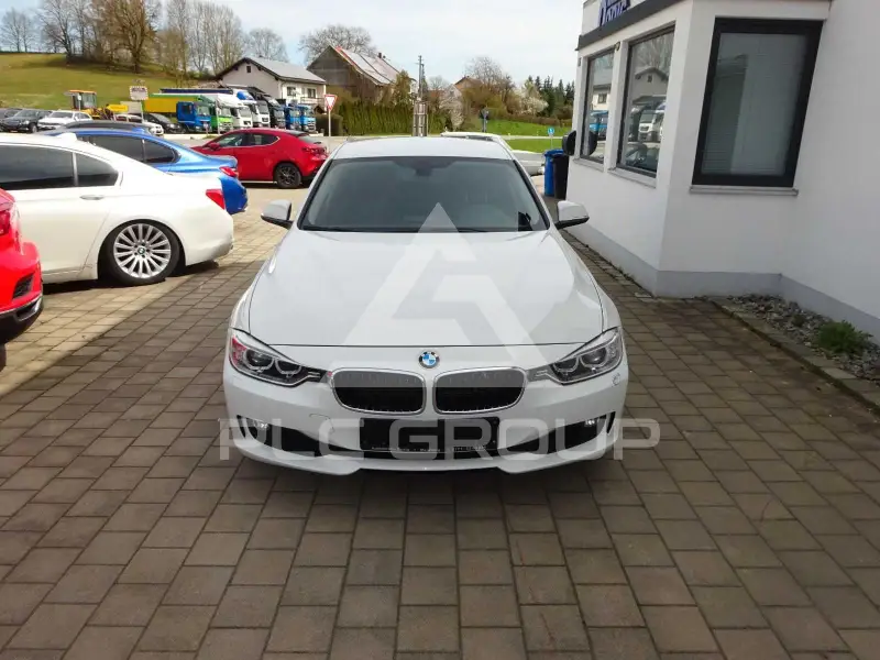 2012 BMW 320