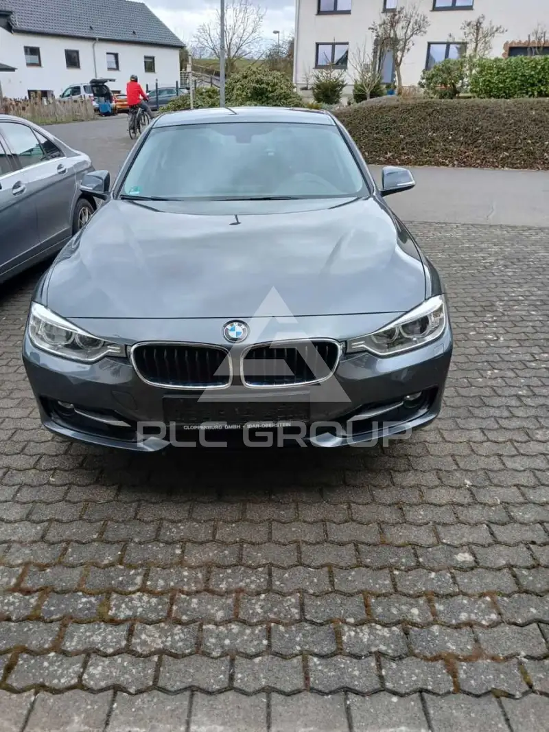 2012 BMW 320