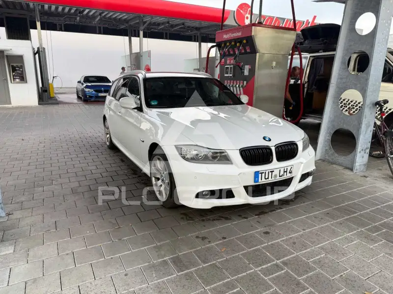 2012 BMW 320