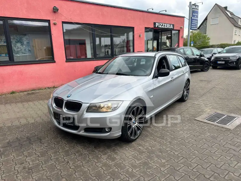 2012 BMW 320