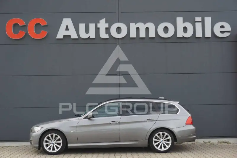 2012 BMW 320