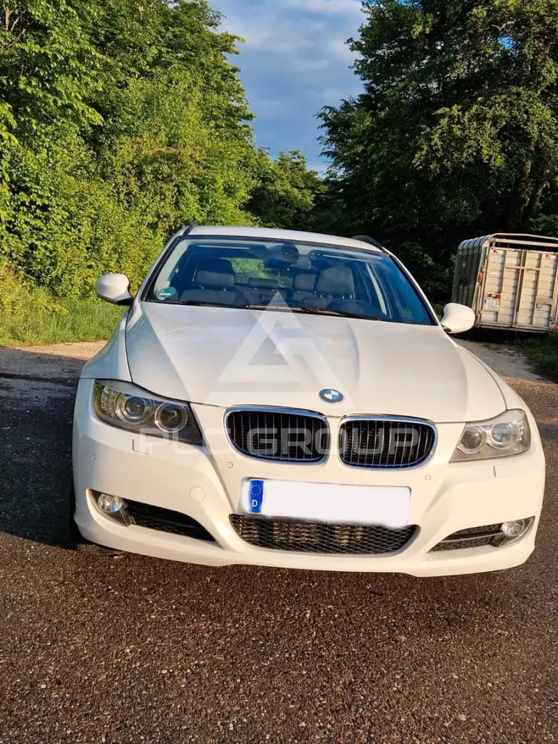 2012 BMW 320