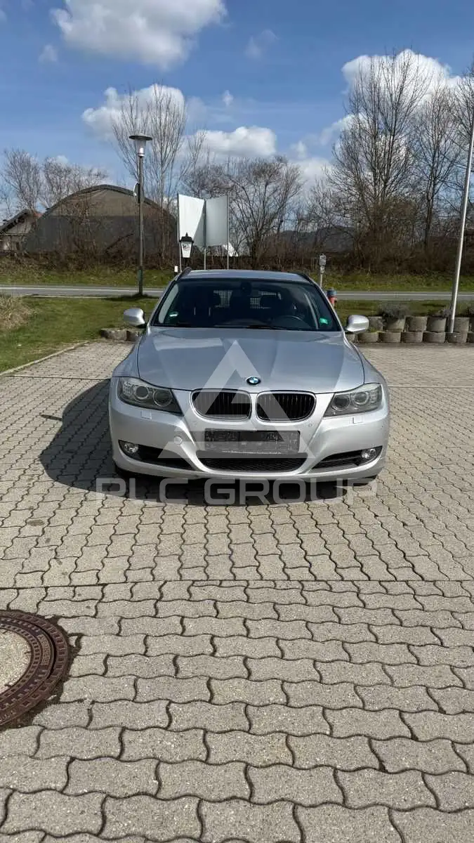 2012 BMW 320