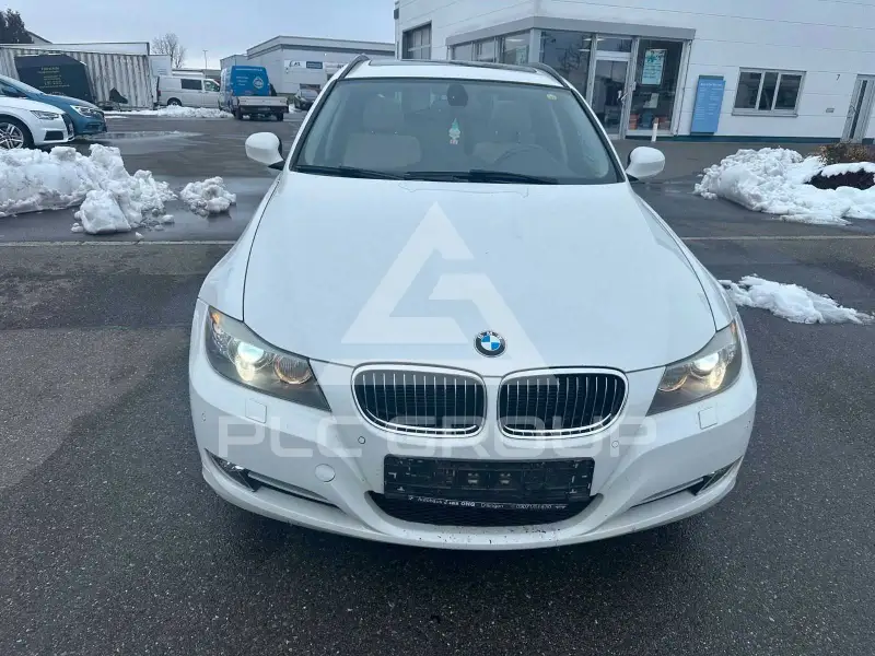 2012 BMW 320
