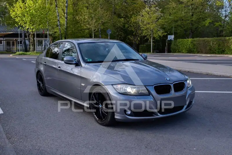2012 BMW 320
