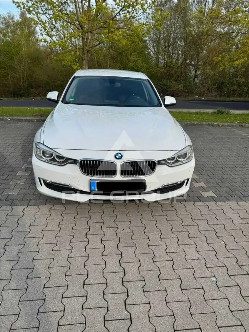 2012 BMW 320