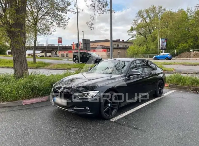 2012 BMW 320