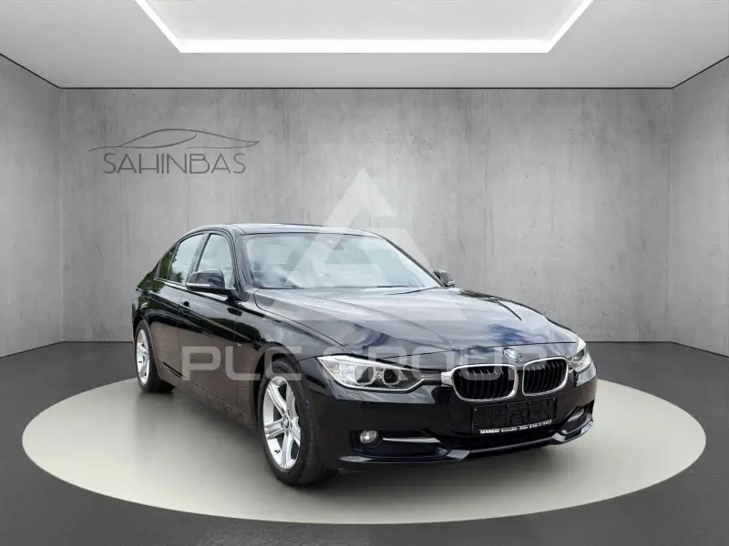 2012 BMW 320