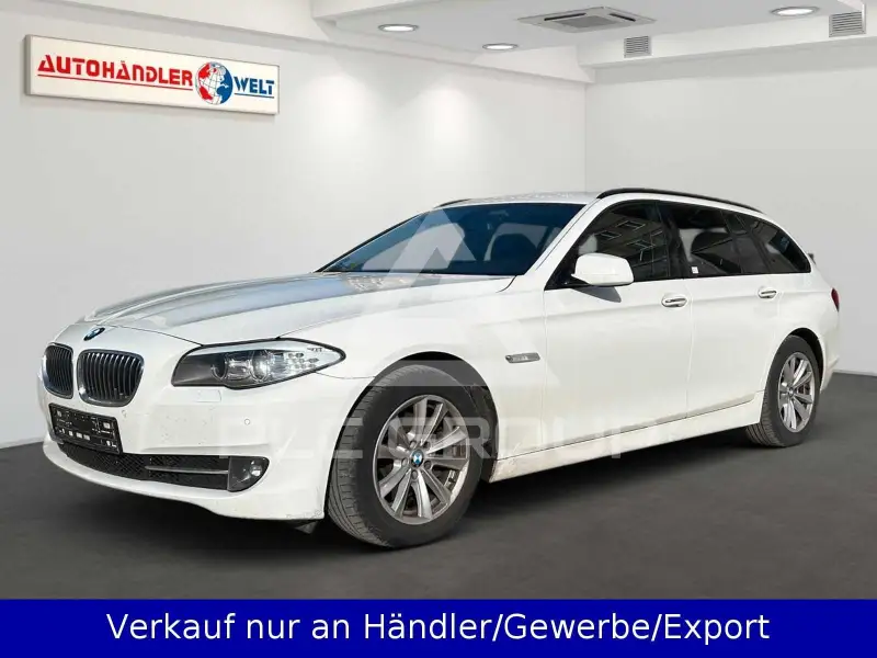 2012 BMW 520