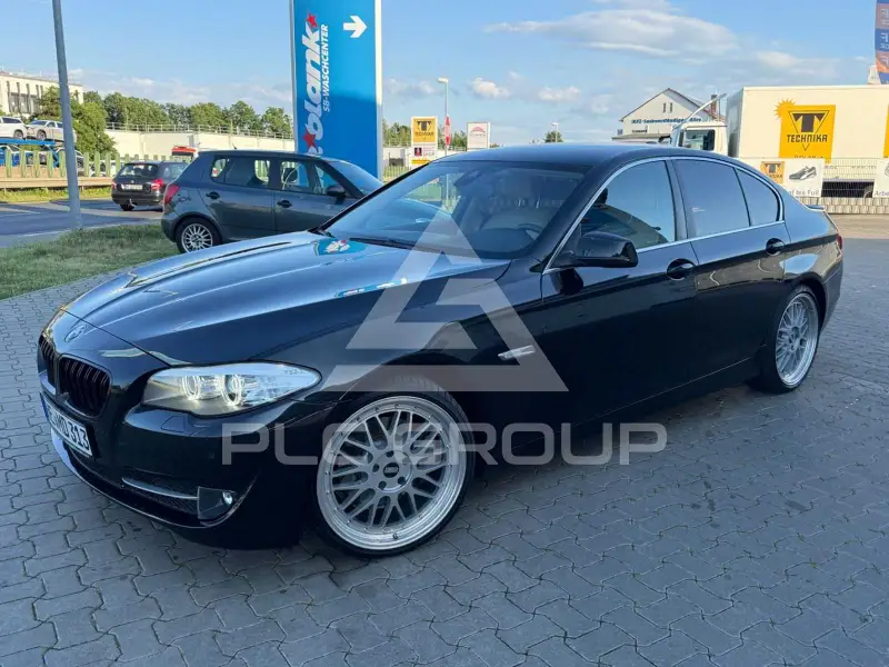 2012 BMW 520