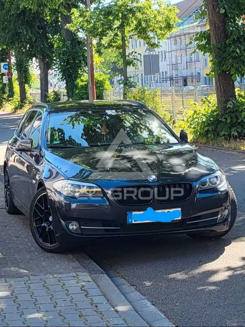 2012 BMW 520