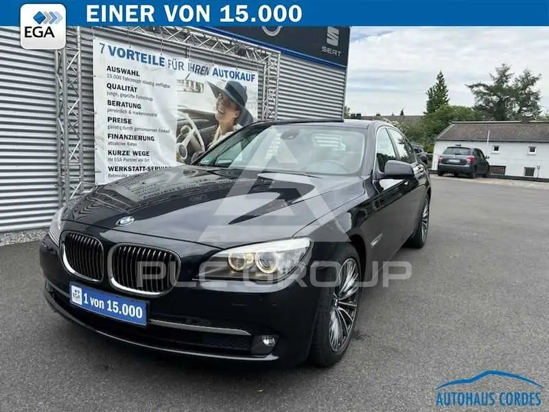 2012 BMW 730
