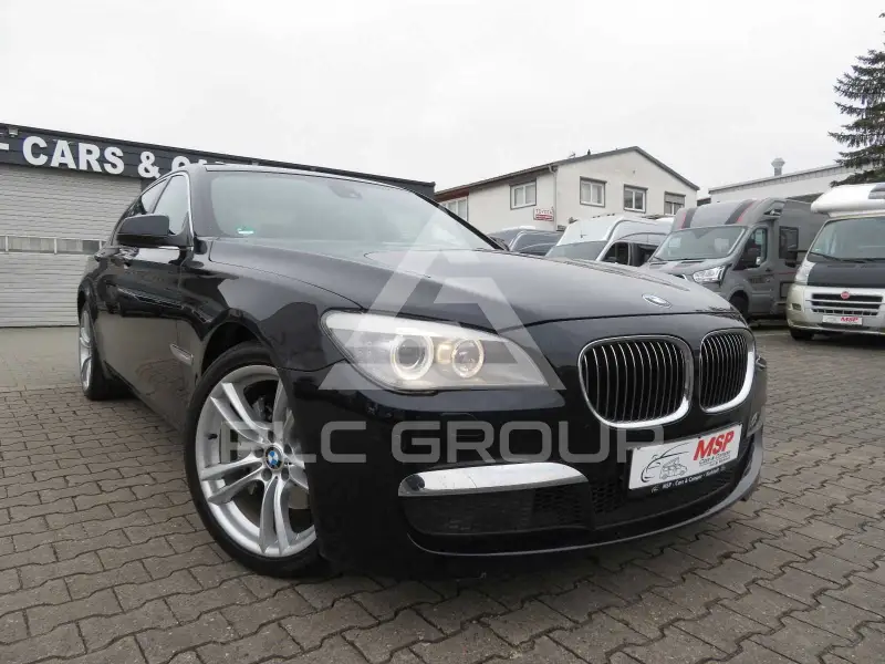 2012 BMW 730